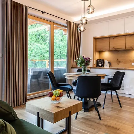 아파트 Morskie Oko